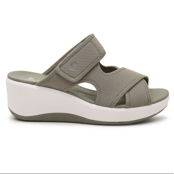 Clarks | Shoes | Nib Clarks Cloudsteppers Cali Reef Wedge Sandal 9 |  Poshmark